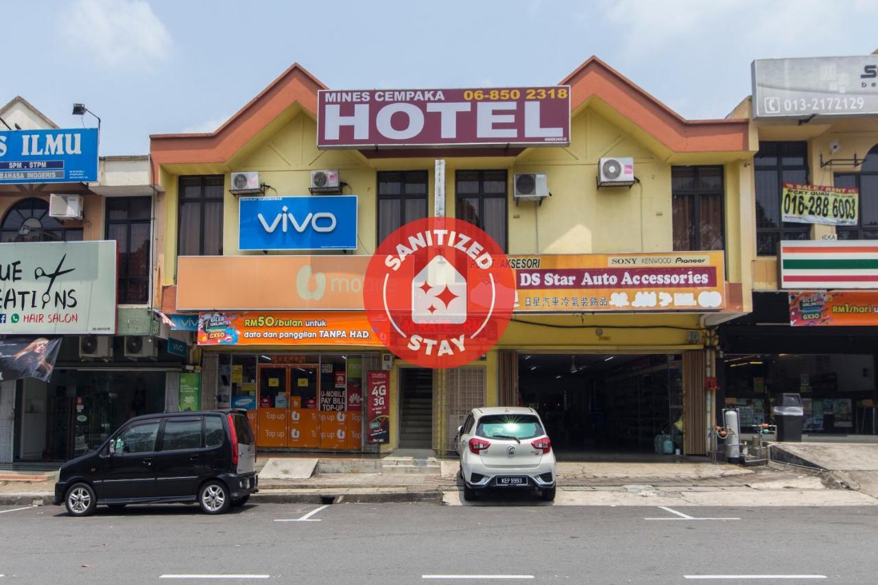 โอโย 44072 ไมน์ เจมปากา โฮเต็ล Hotel นิไล ภายนอก รูปภาพ