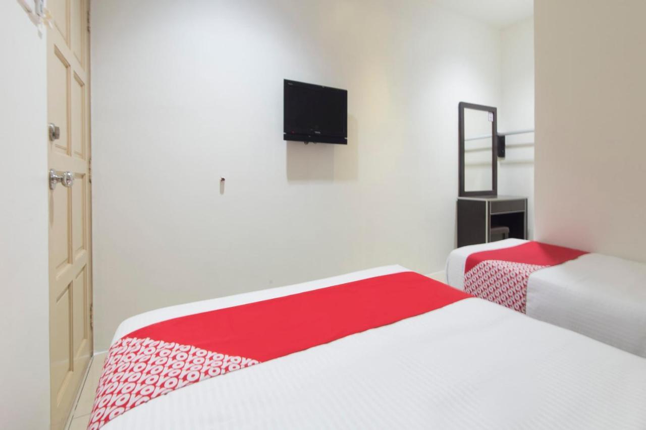 โอโย 44072 ไมน์ เจมปากา โฮเต็ล Hotel นิไล ภายนอก รูปภาพ