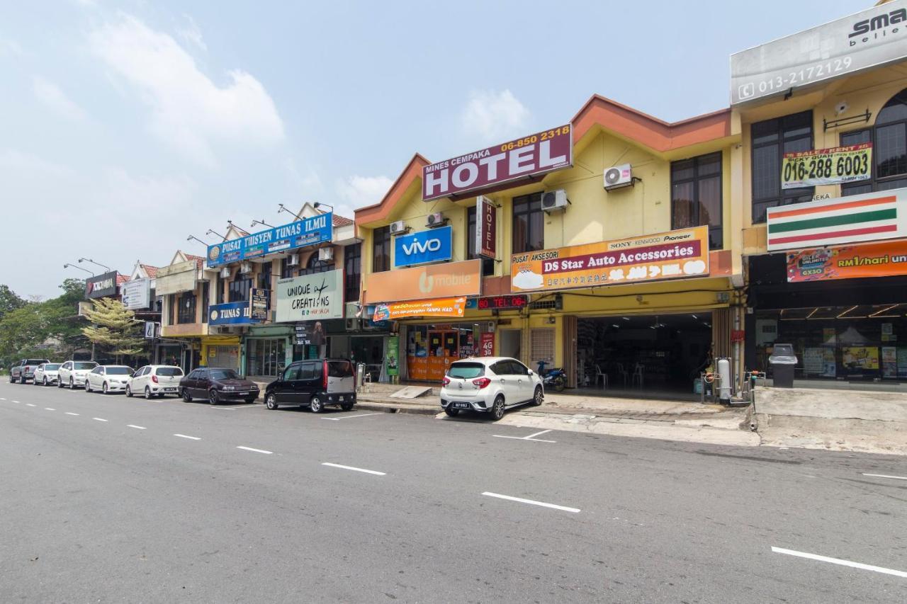 โอโย 44072 ไมน์ เจมปากา โฮเต็ล Hotel นิไล ภายนอก รูปภาพ