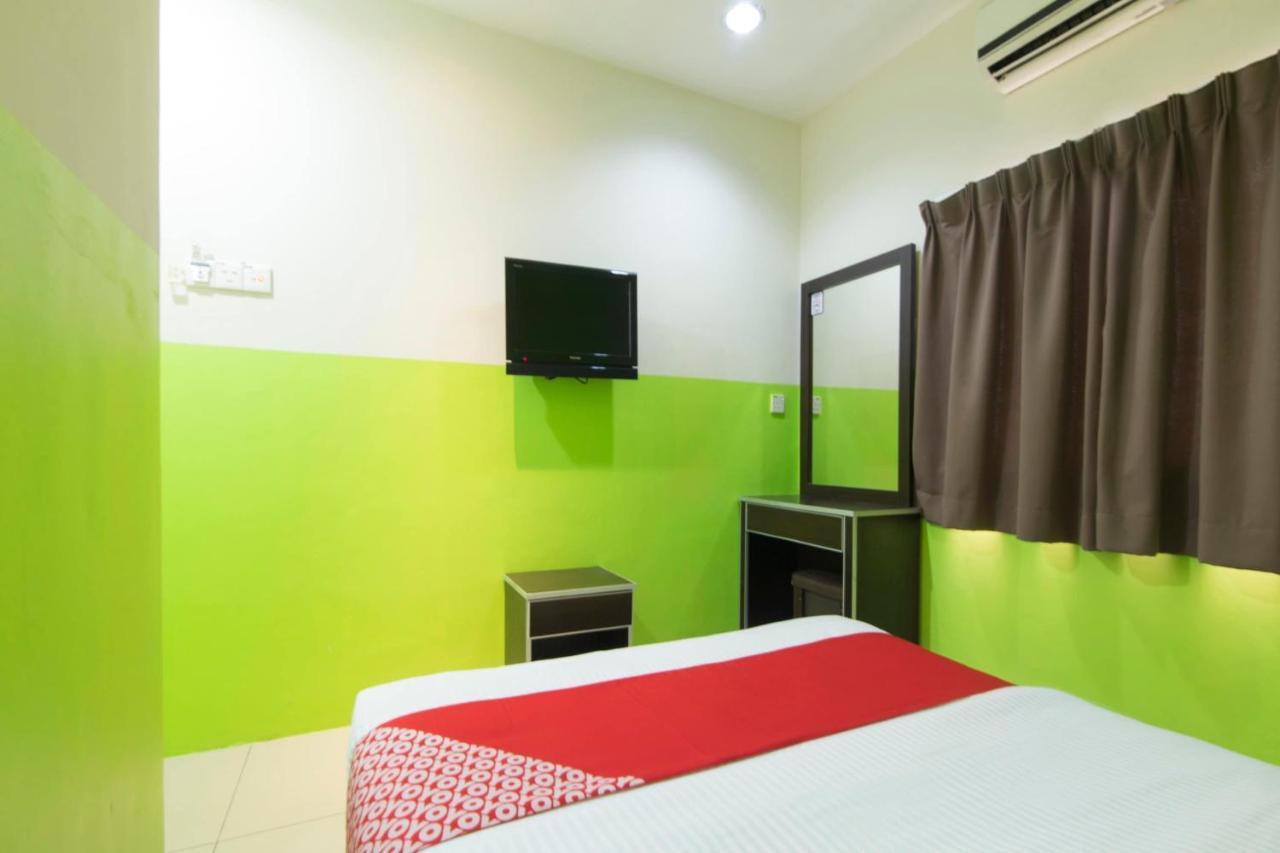 โอโย 44072 ไมน์ เจมปากา โฮเต็ล Hotel นิไล ภายนอก รูปภาพ