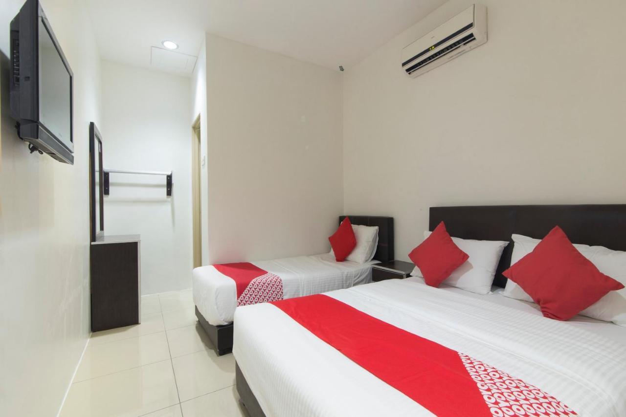 โอโย 44072 ไมน์ เจมปากา โฮเต็ล Hotel นิไล ภายนอก รูปภาพ