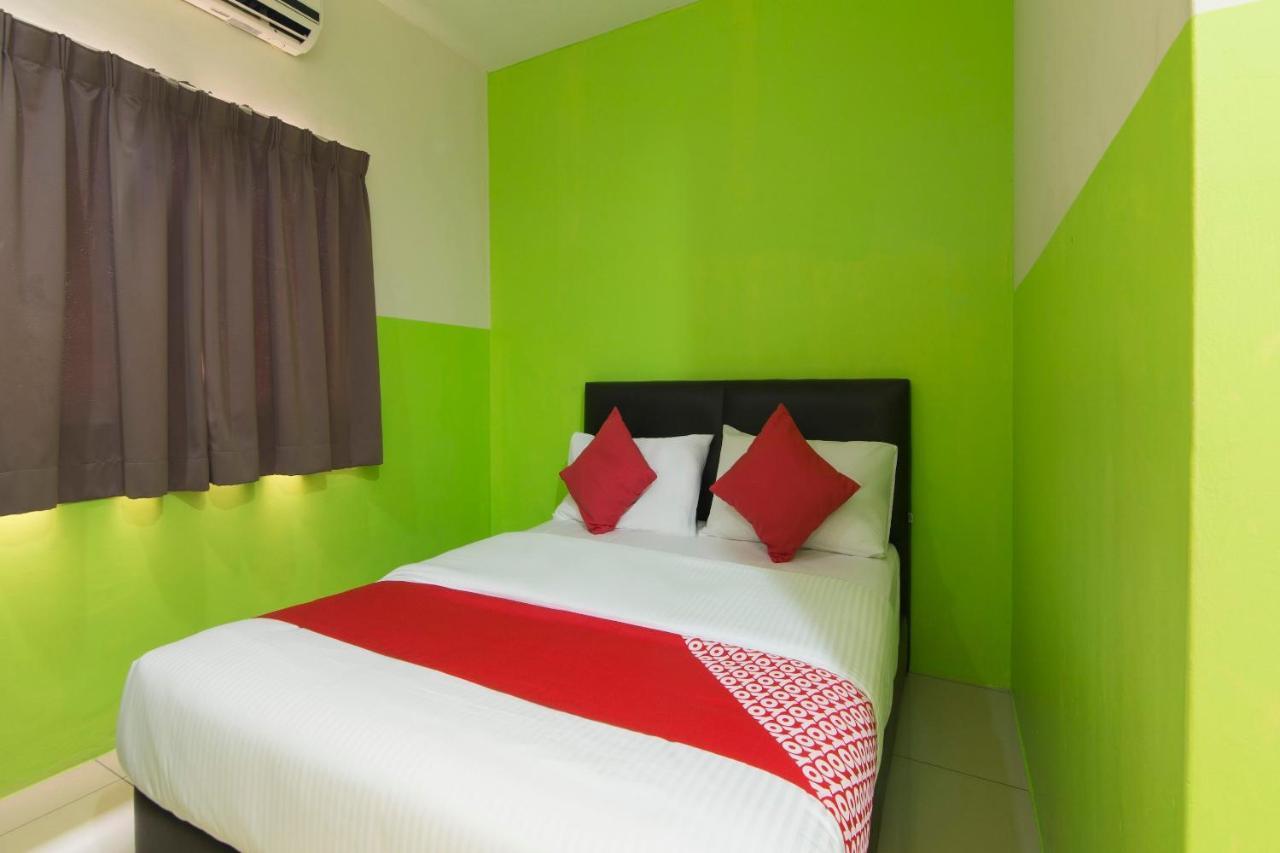 โอโย 44072 ไมน์ เจมปากา โฮเต็ล Hotel นิไล ภายนอก รูปภาพ